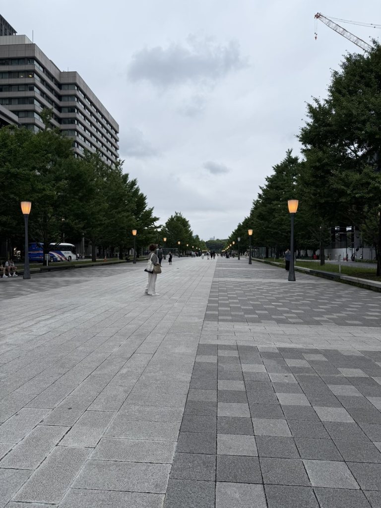 Gyoko-dori, a wide tree-lined pedestrian avenue near Tokyo Station leading toward the Imperial Palace